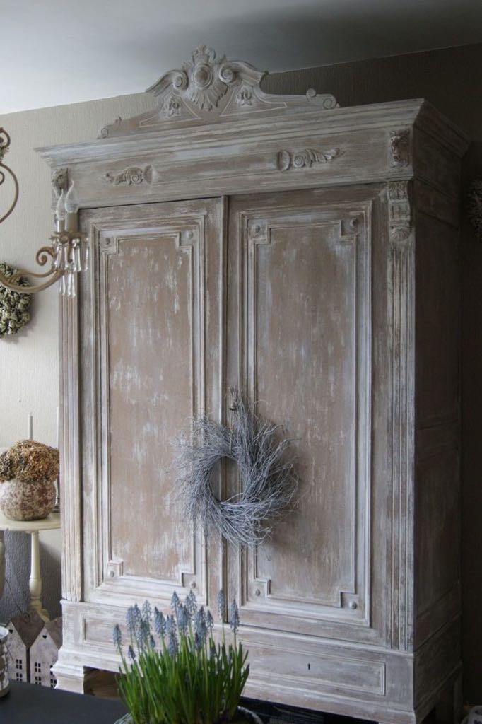 Corso avanzato di decorazione di mobili in stile shabby